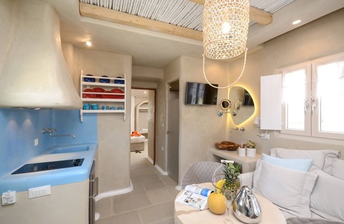 Agios Prokopios Hotel | Naxos Euphoria Suites