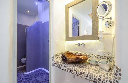Plaka House | Naxos Island Escape