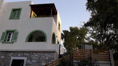 Eggares Apartment | Naxos olive & home