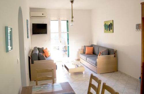 Eggares Apartment | Naxos olive & home