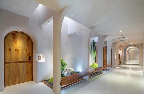 Qianjiang New Town Hotel | Nayun Xingkongsu Hotel