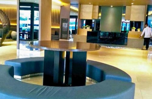 Barangay 76 Hotel | ndulge in opulence on a budget near MOA! Luxuriate in our Deluxe 1 Bedroom Units with stunning views. Enjoy free NETFLIX and an exceptional discount. Book now for a lavish and affordable escape!