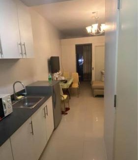 Barangay 76 Hotel | ndulge in opulence on a budget near MOA! Luxuriate in our Deluxe 1 Bedroom Units with stunning views. Enjoy free NETFLIX and an exceptional discount. Book now for a lavish and affordable escape!