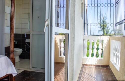 Mombasa Apartment | )ne Bed Near Sarova Whitesands Hotel