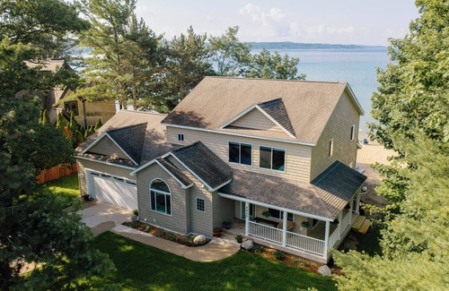 Traverse City House | Neah house