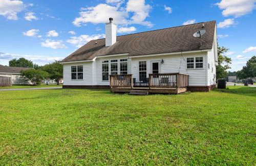 North Charleston House | Near Airport-20 Min to Downtown- Chucktown Retreat