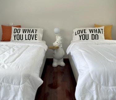 Suan Luang Hotel | Near Airport 2nd room for 2,8K & 3rd for 1,8K & 4th only 300B INBOX!