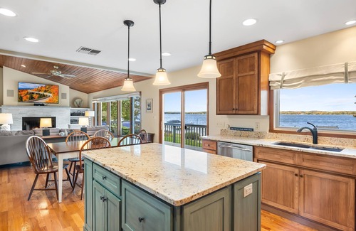 Markesan House | Near Blackbird Point with Calm, deep water