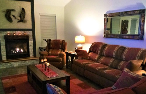 Rockaway Beach House | Near Branson, but without the traffic jams and noise, new and ready for you!