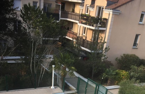 Bussy-Saint-Georges Apartment | Near DISNEYLAND. Your location to enjoy holidays.