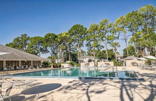 Lake Frederica Apartment | Near Disney Stylish 2BR with Pool