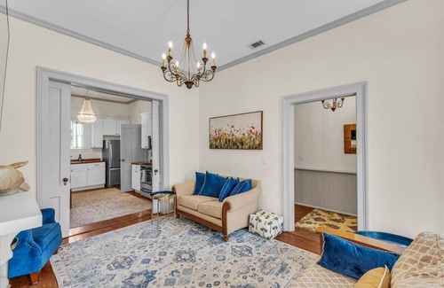 Savannah Victorian District House | Near downtown, walkable to restaurants and shops, off street parking! Minutes from parks and river street. close to the historical district