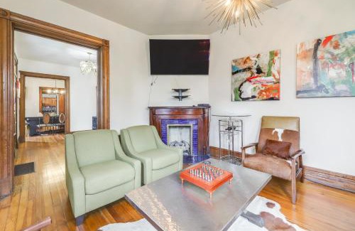 East Walnut HIlls House | Near Dtwn, Dining and Bars Spacious Cincy Home Base