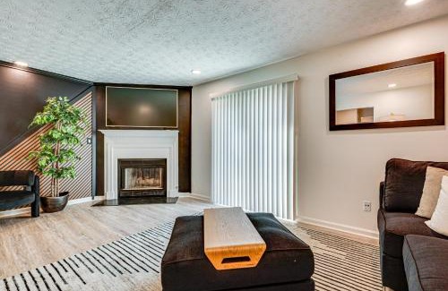 Church Street House | Near GICC and ATL Airport Modern Townhome!