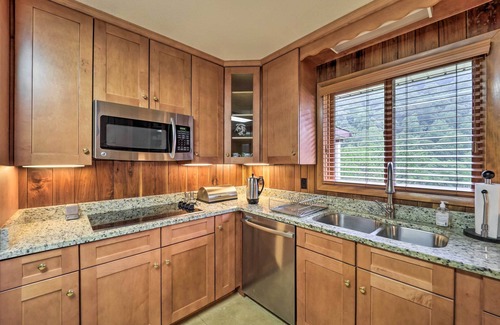Bakersville House | Near Hiking: Home w/Trout Stream in Bakersville!