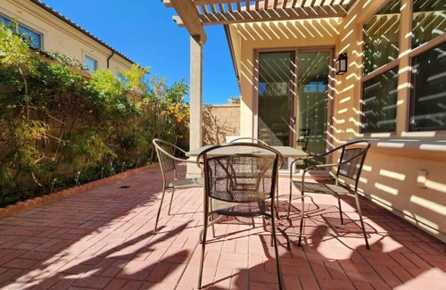 North Tustin House | Near Irvine 3 Bedroom House w/Private Patio