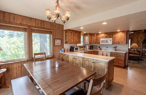 Pagosa Highlands Cabin | Near Lake Hatcher and walk to San Juan Forest, Quiet Area.