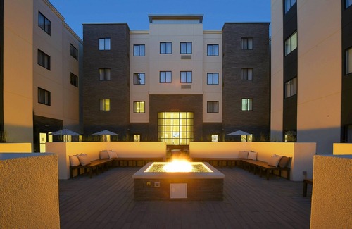 Little Rock Medical District Condo | Near Medical Center. Free Breakfast Buffet. Gym.