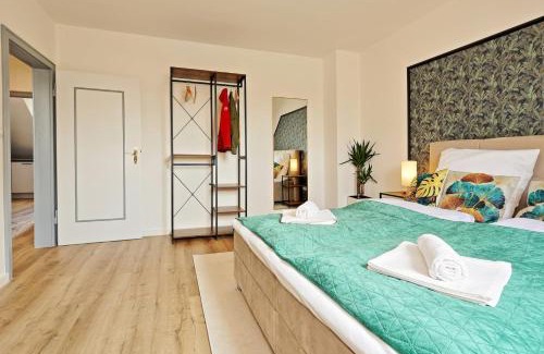 Krefeld Apartment | NEAR MESSE! - Stay&Dream - 50qm - City - Kitchen - Netflix