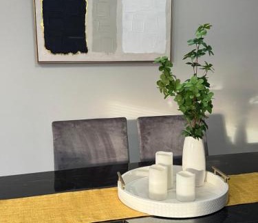 Elizabeth Apartment | Near New York-EWR-JG Mall-Train - Elizabeth NJ
