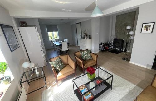Raelingen Municipality Apartment | Near Oslo and Lillestrøm-child-friendly and close to nature