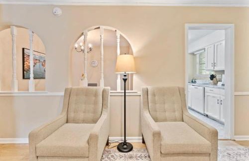 Gunter Afs House | Near Parks Dining & Shopping - Glade Park Gem