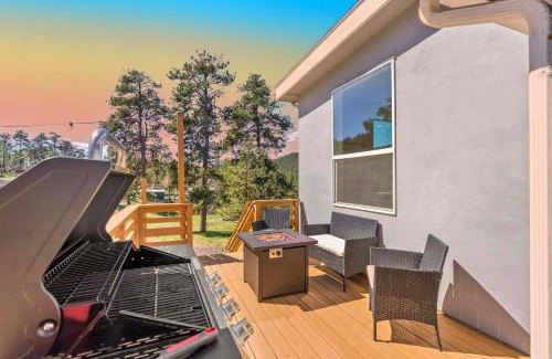 Indian Hills House | Near Red Rocks with Hot Tub, Fire Pit and Views
