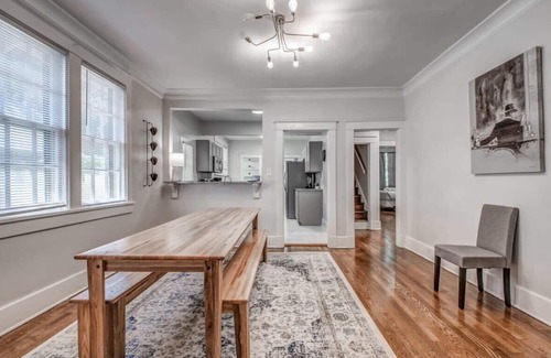 Vollintine-Evergreen House | Near Rhodes College & Downtown! The Rolling Stone