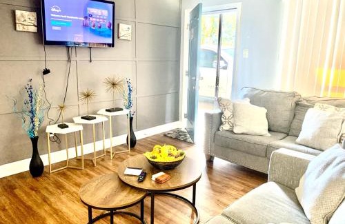 Midtown Apartment | Near Rhodes College, FedEx Forum, Regional One, UTHS-Renansant-MingleHall