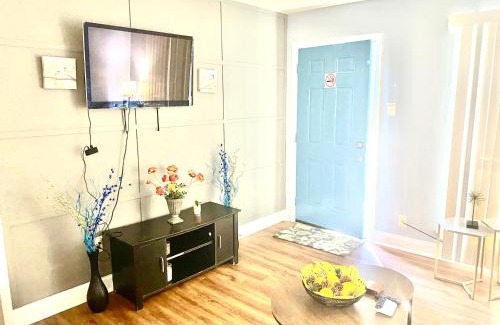 Midtown Apartment | Near Rhodes College, FedEx Forum, Regional One, UTHS-Renansant-MingleHall