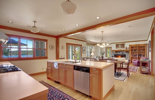 Roche Harbor House | Near Roche Harbor - Cape Cod style home! WBV