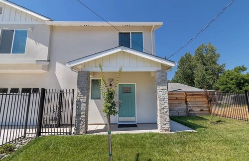 Sacramento House | Near Sac Downtown Charming&Cute Brand New House