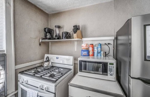 Crosstown House | Near Shopping & Dining- Magic in Midtown- 2 Units