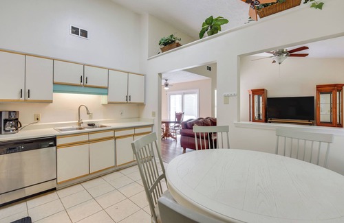 Richmond Hill House | Near Shops & Eats: Richmond Hill Home w/Yard!
