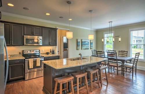 Reynolds Landing House | Near Sugar Creek: Spacious Family-Friendly Retreat