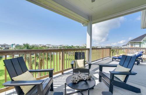 Terramar Beach House | Near Terramar Beach Home with Patio in Galveston