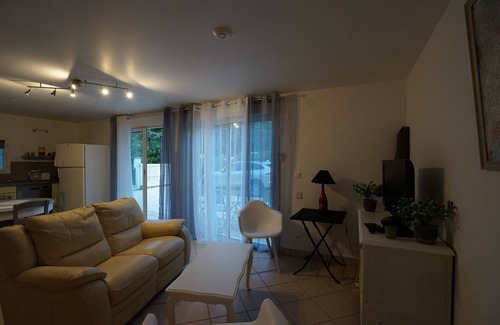 Saint-Marcel-de-Careiret House | Near UZES, House with HEATED and PRIVATE swimming pool, edge of the village