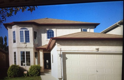 Fort Gary House | Near University Private Comfort Room