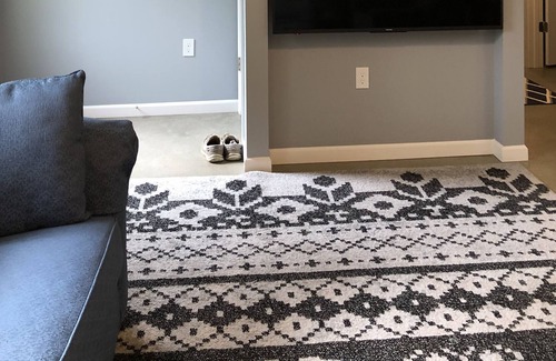 Niles House | Nearly new house, 10 minutes from Notre Dame!