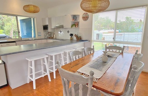 Amity Point House | Neat 3 Bedroom House with bush outlook