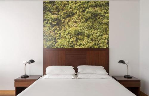 Ponta Delgada Hotel | Neat Hotel Avenida