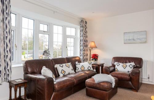 Pentraeth House | Neaudd Wen