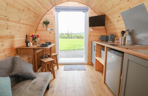 Rhosgoch House | Nebo Pod