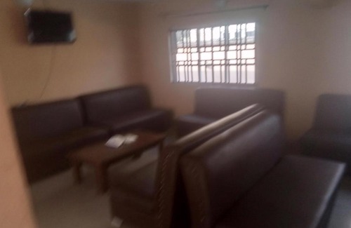 Owerri House | NECK 4:16 GUEST HOUSE