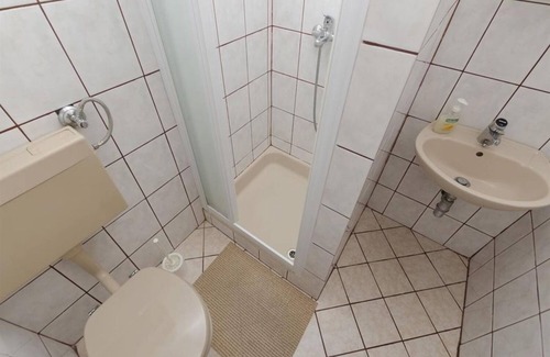 Primosten Burnji Apartment | Neda - 150 M From Pebble Beach - SA3