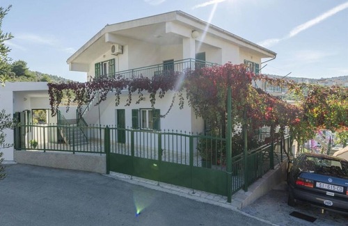 Primosten Burnji Apartment | Neda - 150 M From Pebble Beach - SA3