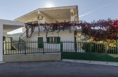 Primosten Burnji Apartment | Neda - 150 M From Pebble Beach - SA3