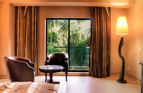 Calangute Hotel | Neelam the Glitz
