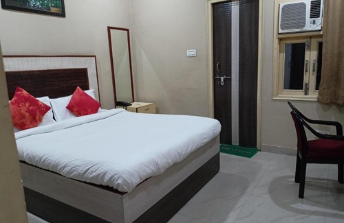 Lucknow Apartment | Neelansh
