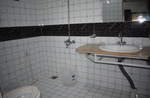 Loralai District Hotel | Neelum Guest House